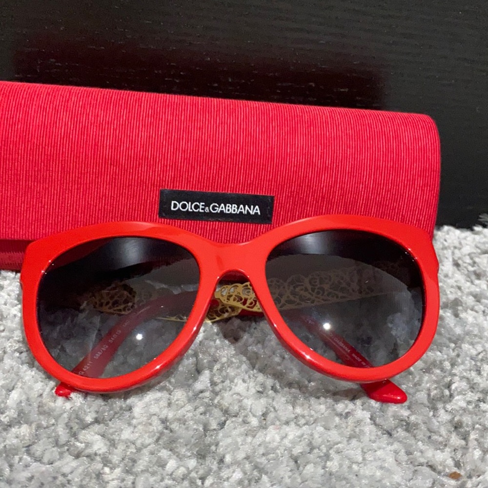 Dolce & Gabbana 4211 Red